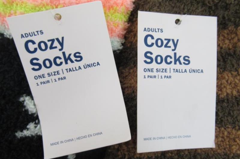 Lot of 2 Adults Cozy Socks One Size Unicorn Kangaroo Fleece Fuzzy