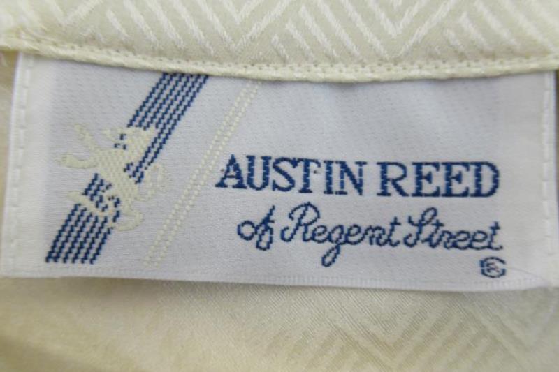 Vintage Austin Reed Of Regent Street Button Top Women's Size 10 Silk Cream