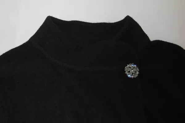 Jones New York Collection Single Button Sweater Women's Size Large Black