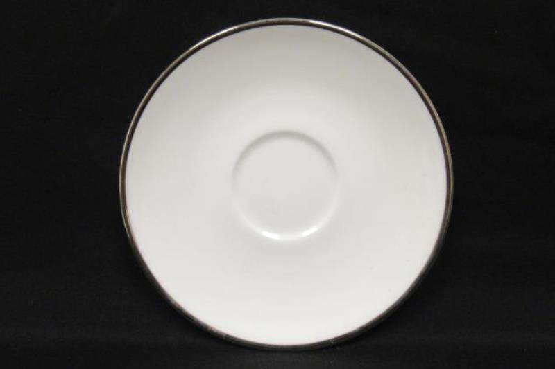 2 Royal Doulton Fine English Bone China Cup Saucer Sets Signet Pattern M4974
