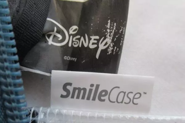 Lot of 6 Cosmetic Bags Kiss Pier One Imports Smile Case Stitch