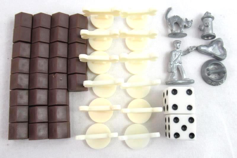 Dog-Opoly Replacement Pieces 5 Metal Pieces Plastic Bones Houses Money Cards