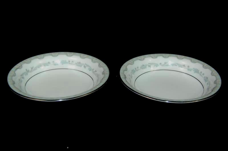 Lot of 2 Noritake China Fruit Bowls Margaret Pattern 6243 White Oak Leaves