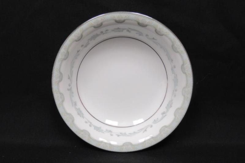 Lot of 2 Noritake China Fruit Bowls Margaret Pattern 6243 White Oak Leaves
