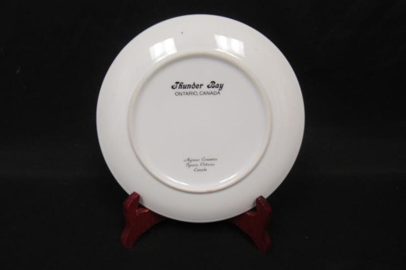 Thunder Bay Ontario Canada Collectors Plate Agimac Ceramics With Wood Stand