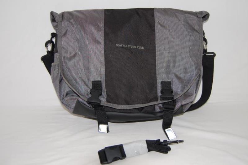 District Threads Seattle Study Club Messenger Laptop Bag With Profolio