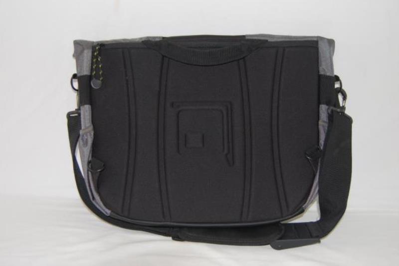 District Threads Seattle Study Club Messenger Laptop Bag With Profolio