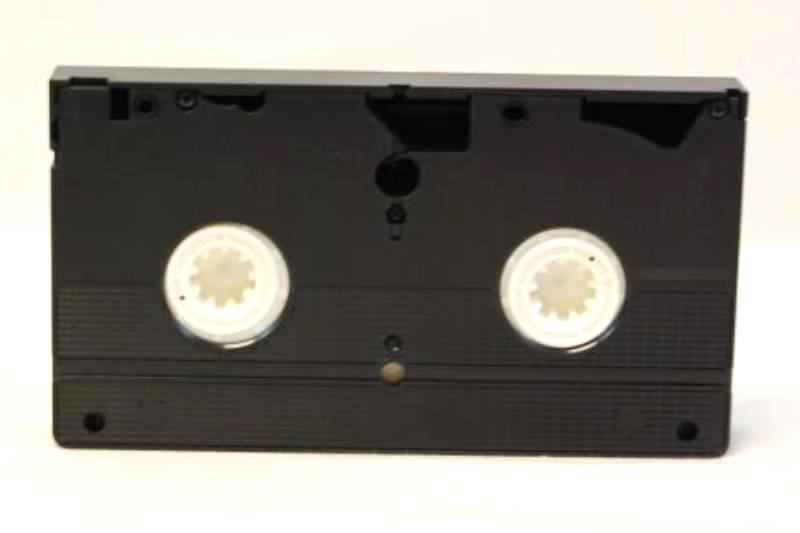 The Flintstones VHS 1994 Rosie O’Donnell John Goodman Rick Moranis
