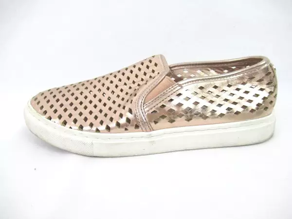 Steve Madden Rose Gold Slip On Comfort Fashion Sneakers Laser Cut Women's Sz 6.5