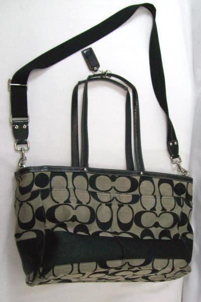 Coach Authentic Tote Baby Bag Multi Function Pockets Inside Outside Zip Pockets