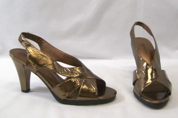 Dressbarn Bronze Open Toe Heels Pumps Date Night Out Glam Size 7M