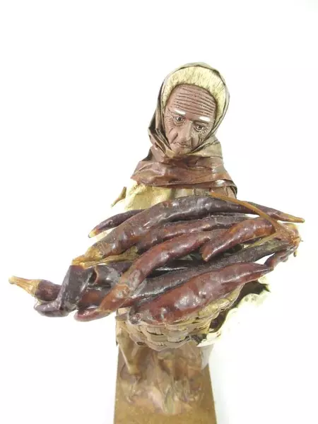 Papier Mache Dolls Ethnic Couple Carrying Baskets Of Chili Peppers