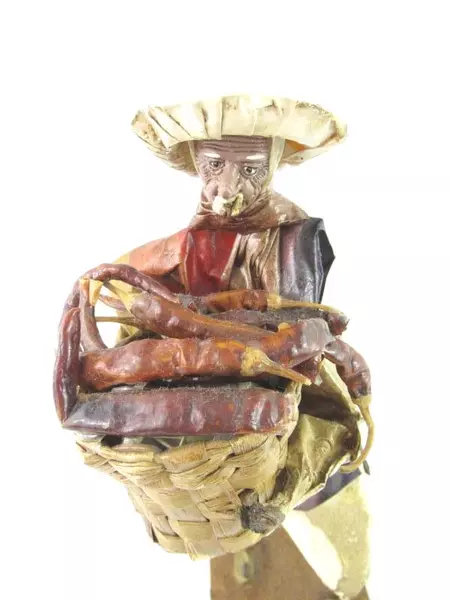 Papier Mache Dolls Ethnic Couple Carrying Baskets Of Chili Peppers
