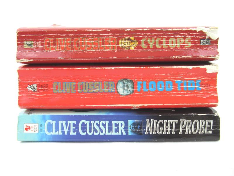 Lot of 3 Clive Cussler Novels Paperback Cyclops Flood Tide Night Probe