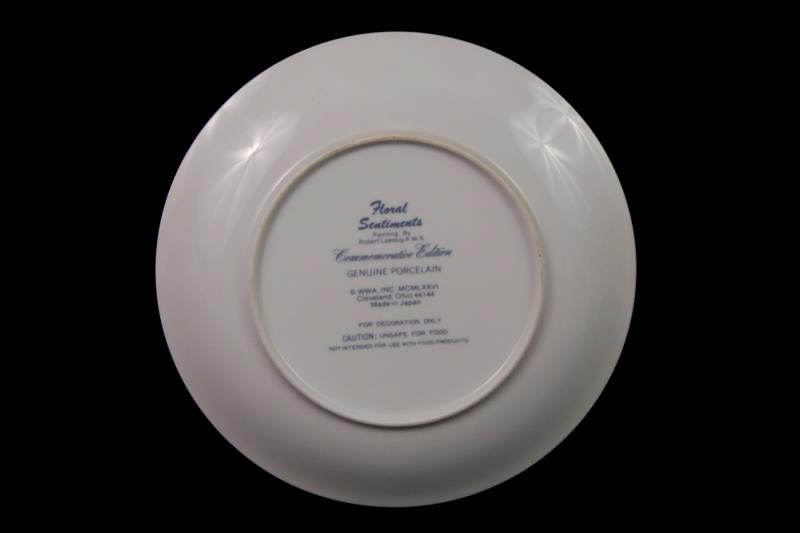 Decorative Plate Floral Sentiments Robert Laessig A Mothers is Love WWA
