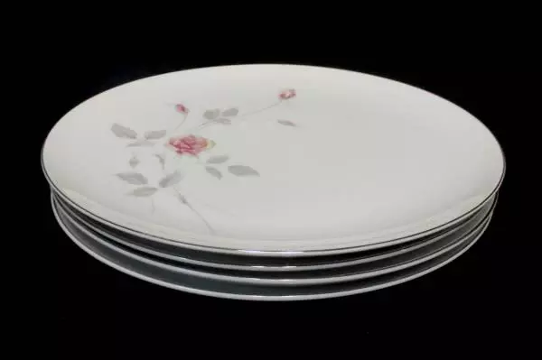 Set of 4 Royal Song #5442 Remembrance Platinum Pink Roses Dinner Plate 10.5" Dia
