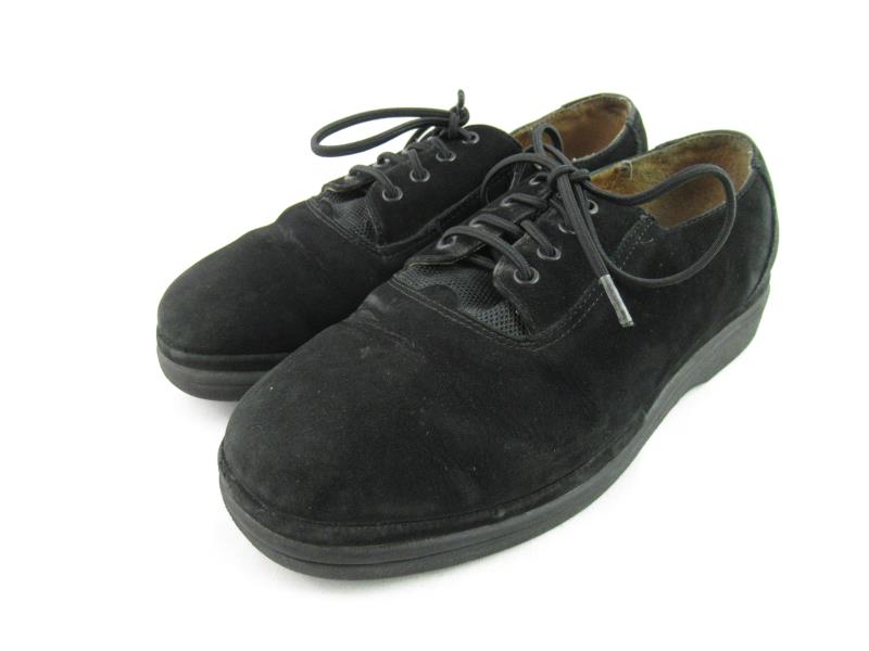 SoftSpots All Day Comfort Suede Oxfords Black Women's Size 6.5 WW Lace Up
