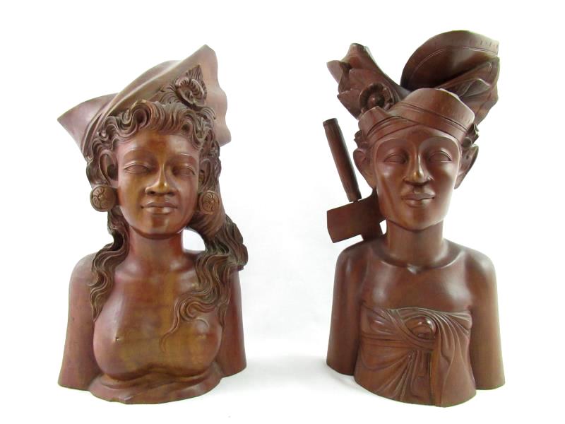 Pair Of Wood Carved Busts Man and Woman Keradjinan Bali Brown Décor