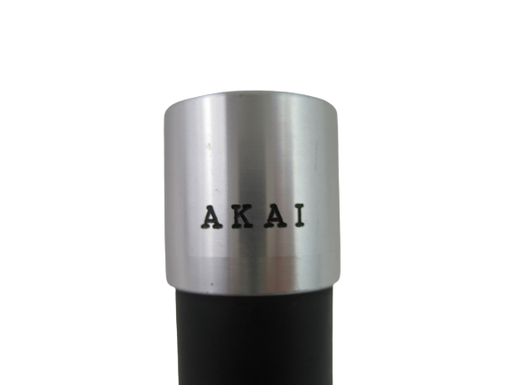 AKAI Wired Vocal Microphone Black 6 Foot Cord