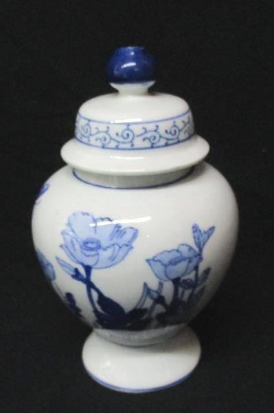 Hand Painted Porcelain Ginger Jar Blue & White Body Unfinished Lamp DIY Project