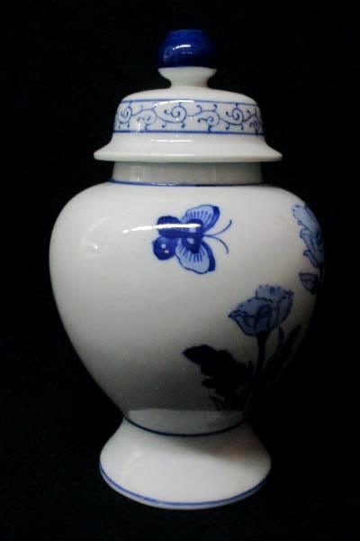 Hand Painted Porcelain Ginger Jar Blue & White Body Unfinished Lamp DIY Project