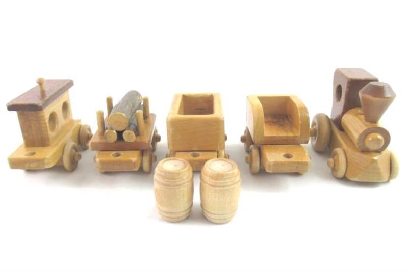 Handmade Wood Train Set 5 Piece Small Brown Toy Collectable
