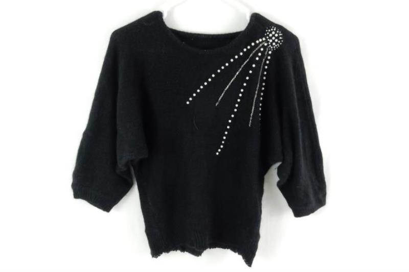 Vintage Women's 3/4 Sleeve Knit Sweater Women's Size Small Beaded Black Crochet