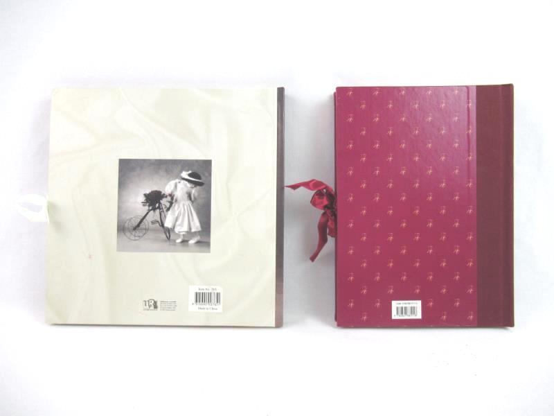 Lot of 2 Albums Anne Geddes Wedding Album and Cottage Flowers Photograph