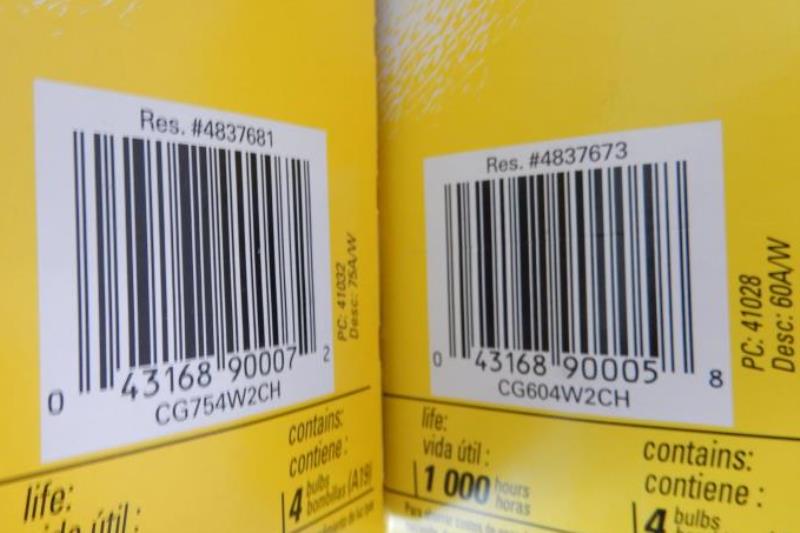 Lot of 6 NEW GE 60W 75W Light Bulb A19 Soft White 2 Boxes Missing 1