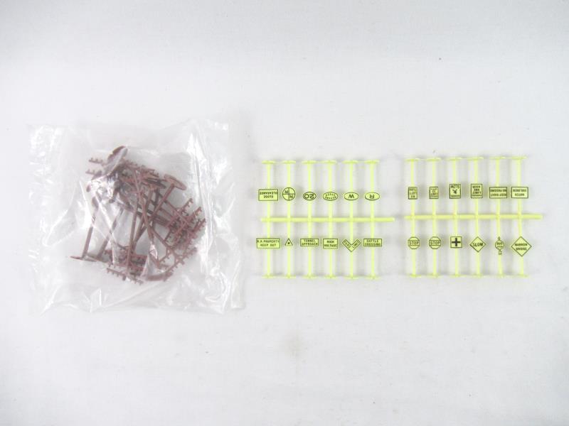 Lot of Random HO Gauge Model Train Parts And Accessories