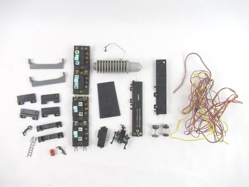 Lot of Random HO Gauge Model Train Parts And Accessories