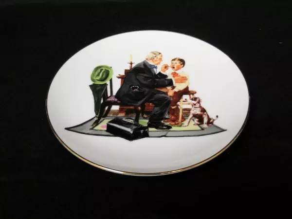 Norman Rockwell Museum Country Doctor Collector Plate 6.5 Inches Diameter
