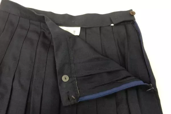Vintage Jones New York Women's Skirt Navy Blue Pleated Rayon Size 8 Made in USA