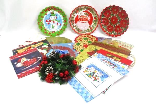 Christmas Accessory Lot Cookie Trays Stationary Bags Doilies Pot Holders Decor