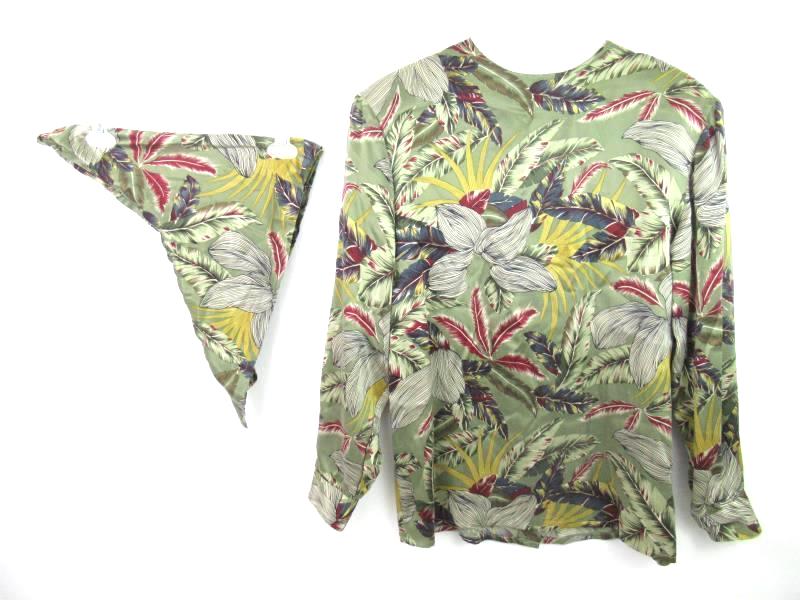 Vintage Doncaster Silks Women's Blouse With Scarf Button Up Back Size 8