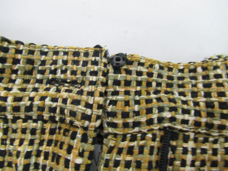 Vintage Doncaster Women's Career Outfit Size 8 Woven Silk Shorts Green Button Up