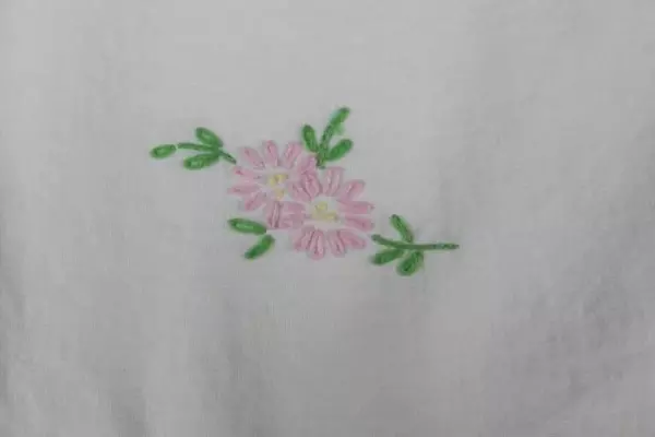 Vintage Cross Stitch Standard Size Pillowcase White Cat In A Basket Crochet Open