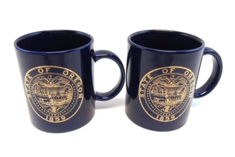 Set of Two Ceramic Coffee Mugs State Of Oregon Seal Cobalt Blue and Gold Gild