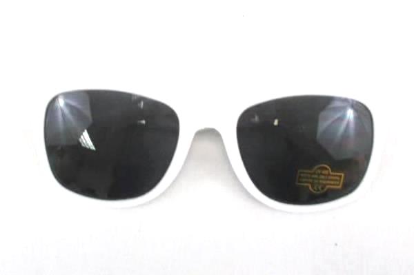 Linfield College Wildcats Lot Sunglasses 2 T-Shirts Class of 2019 Purple