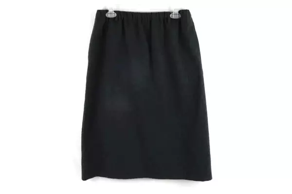 Orvis Grey Straight Fit Skirt Women's Size 8P Petite Elastic Waist Knee Length