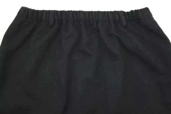 Orvis Grey Straight Fit Skirt Women's Size 8P Petite Elastic Waist Knee Length