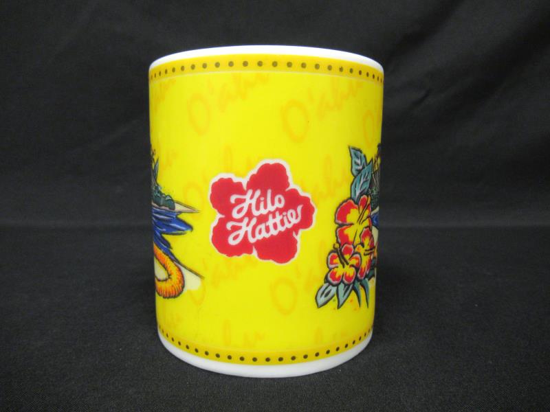 Lot of 3 Hilo Hattie The Store of Hawaii Coffee Mugs 2002 Yellow Island Scene