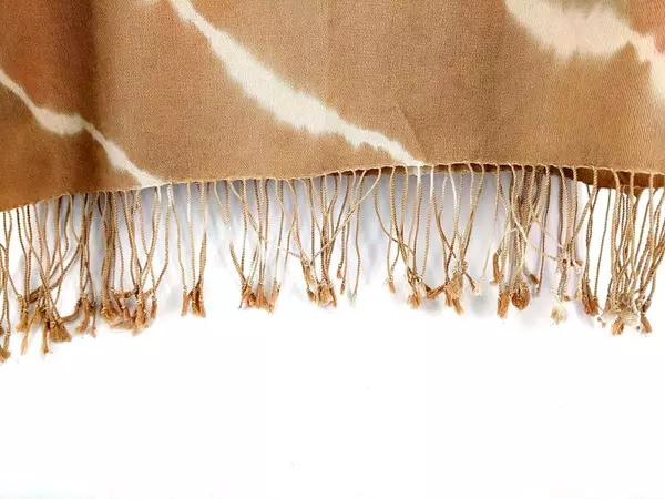 Echo Pashmina Cashmere Silk Blend Wrap Scarf Tan Tie Die with Fringe 22 x 83 in