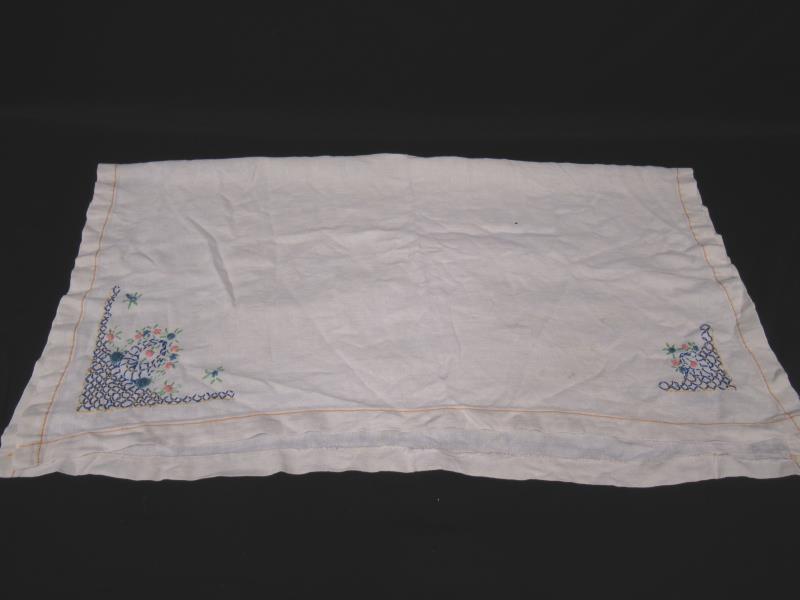 Lot of Vintage Linen's for Crafting Cutters Fabric Cross Stitch Floral Doilies