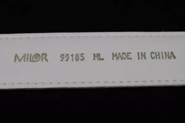 Vintage Milor Women's Fashion Belt Size M/L White Faux Leather Gold Toned Buckle