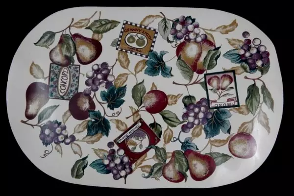 Set of 2 Vintage Vinyl Placemats Fruit Theme Granny Smith Apples Concord Grapes