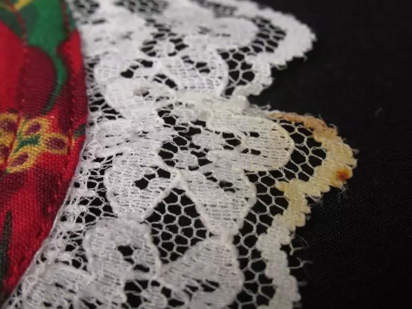 Set of 6 Vintage Poinsettia Doily Coasters Lace Trim Handmade Christmas Decor