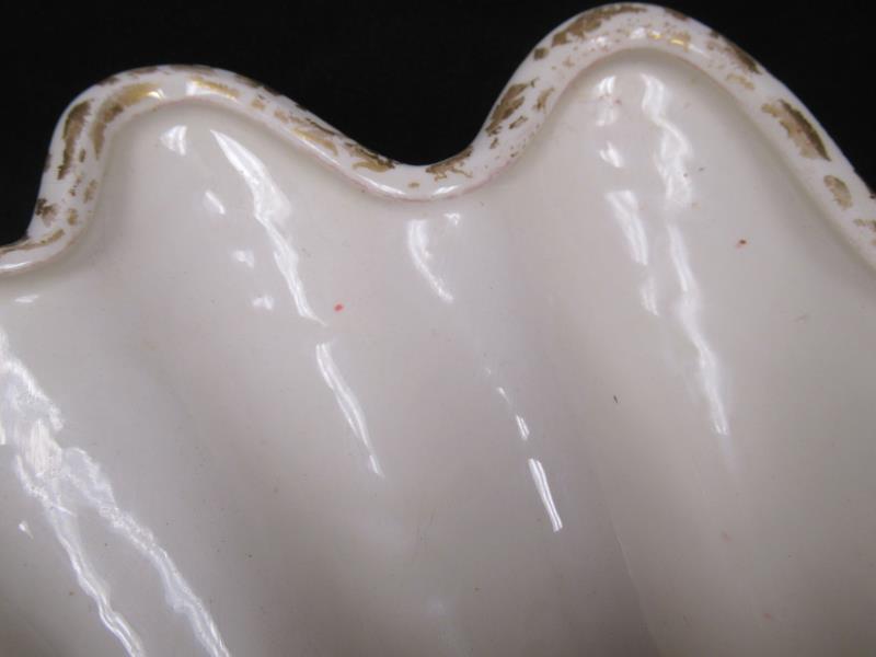 Vintage Shell Shaped China Trinket Dish White Gold Toned Crackle Metallic Sea