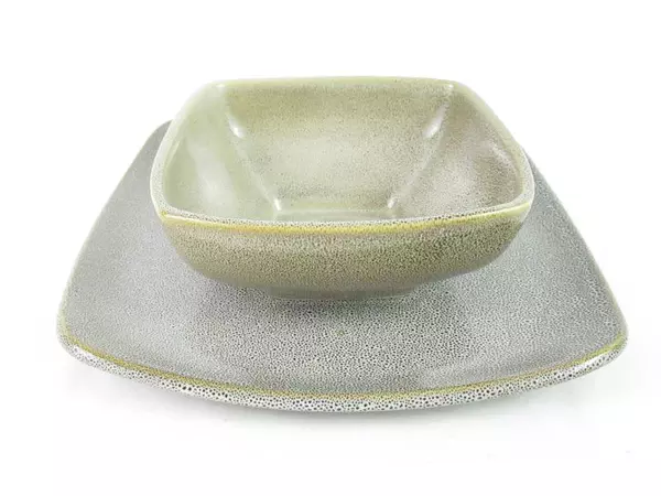 Square Stoneware Salad Bowl And Dinner Plate Beige With Brown Speckles