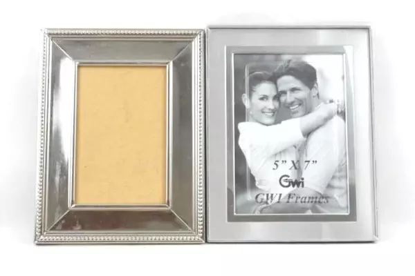 Lot of 2 Silver Toned Table Top Picture Frames GWI Frames 5" X 7" Freestanding